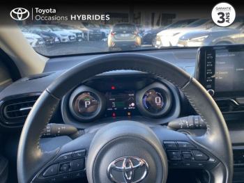 Photo 14 du bon plan TOYOTA Yaris 116h Design 5p MY22 occasion à 21990 €