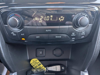 Photo 17 du bon plan SUZUKI Vitara 1.6 DDiS Pack AllGrip occasion à 13990 €