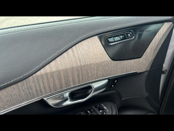 Photo 13 du bon plan VOLVO XC90 T8 AWD 310 + 145ch Ultimate Style Chrome Geartronic occasion à 59900 €