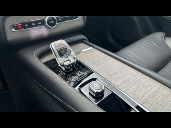 Photo 16 du bon plan VOLVO XC90 T8 AWD 310 + 145ch Ultimate Style Chrome Geartronic occasion à 59900 €
