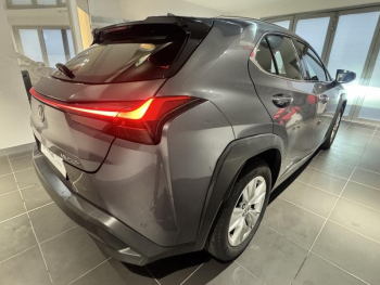 Photo 4 du bon plan LEXUS UX 250h 2WD Pack Business MY20 occasion à 21990 €