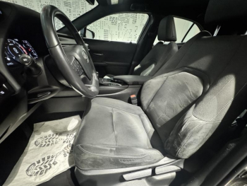 Photo 16 du bon plan LEXUS UX 250h 2WD Pack Business MY20 occasion à 21990 €
