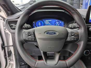 Photo 12 du bon plan FORD Kuga 2.5 Duratec 190ch FHEV E85 ST-Line X BVA occasion à 27400 €