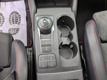 Photo 17 du bon plan FORD Kuga 2.5 Duratec 190ch FHEV E85 ST-Line X BVA occasion à 27400 €