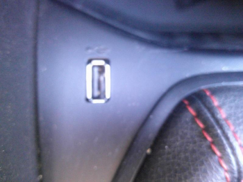 Photo 12 du bon plan FORD Fiesta 1.0 Flexifuel 95ch ST-Line 5p occasion à 17901 €