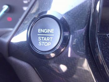 Photo 15 du bon plan FORD Fiesta 1.0 Flexifuel 95ch ST-Line 5p occasion à 17901 €