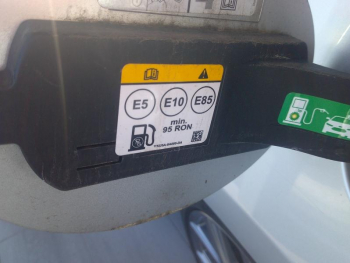 Photo 18 du bon plan FORD Fiesta 1.0 Flexifuel 95ch ST-Line 5p occasion à 17901 €