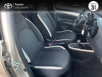 Photo 6 du bon plan TOYOTA Aygo X 1.0 VVT-i 72ch Design S-CVT occasion à 14990 €