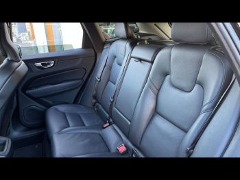 Photo 6 du bon plan VOLVO XC60 B4 AdBlue 197ch Plus Style Chrome Geartronic occasion à 36900 €