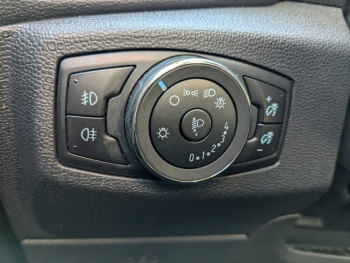 Photo 16 du bon plan FORD EcoSport 1.0 EcoBoost 125ch Active 6cv occasion à 16873 €