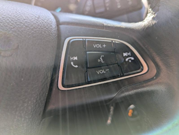 Photo 19 du bon plan FORD EcoSport 1.0 EcoBoost 125ch Active 6cv occasion à 16873 €