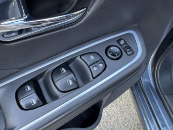 Photo 24 du bon plan NISSAN Micra 1.0 IG-T 92ch N-Sport 2021.5 occasion à 14490 €