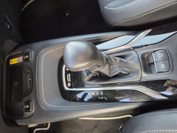 Photo 19 du bon plan TOYOTA Corolla Touring Spt 2.0 196ch Collection MY24 occasion à 33990 €