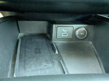 Photo 16 du bon plan FORD Kuga 2.5 Duratec 225ch PowerSplit PHEV Titanium e-CVT 13cv occasion à 20990 €