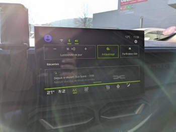 Photo 16 du bon plan DACIA Duster 1.6 hybrid 140ch Journey occasion à 23412 €