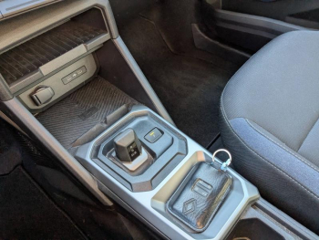 Photo 20 du bon plan DACIA Duster 1.6 hybrid 140ch Journey occasion à 23412 €