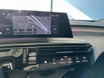 Photo 24 du bon plan PEUGEOT 3008 1.2 Hybrid 136ch GT e-DCS6 occasion à 31980 €