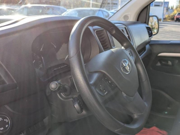 Photo 12 du bon plan TOYOTA ProAce VUL Long 2.0 D-4D 180 Cabine Approfondie Business BVA 24991.67? HT occasion à 29990 €
