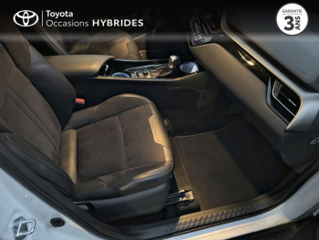 Photo 6 du bon plan TOYOTA C-HR 122h Collection 2WD E-CVT Cuir Alcantara occasion à 19990 €