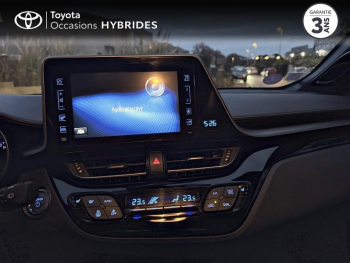 Photo 15 du bon plan TOYOTA C-HR 122h Collection 2WD E-CVT Cuir Alcantara occasion à 19990 €