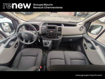 Photo 8 du bon plan RENAULT Trafic Combi L1 1.6 dCi 95ch Stop&Start Zen 8 places occasion à 23980 €