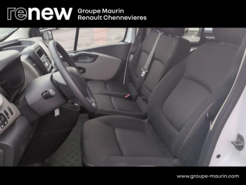 Photo 10 du bon plan RENAULT Trafic Combi L1 1.6 dCi 95ch Stop&Start Zen 8 places occasion à 23980 €