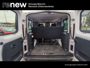Photo 13 du bon plan RENAULT Trafic Combi L1 1.6 dCi 95ch Stop&Start Zen 8 places occasion à 23980 €