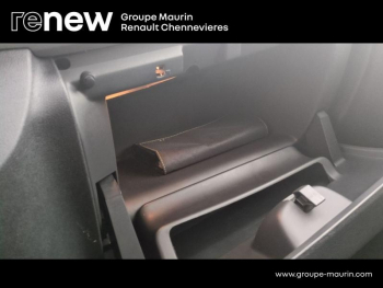 Photo 24 du bon plan RENAULT Trafic Combi L1 1.6 dCi 95ch Stop&Start Zen 8 places occasion à 23980 €