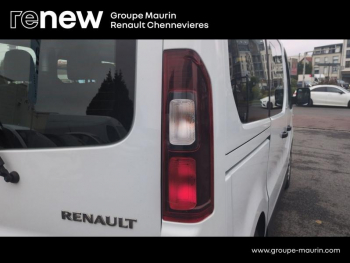 Photo 35 du bon plan RENAULT Trafic Combi L1 1.6 dCi 95ch Stop&Start Zen 8 places occasion à 23980 €