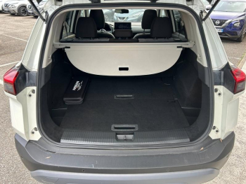 Photo 19 du bon plan NISSAN X-Trail e-4orce 213ch N-Connecta occasion à 33490 €