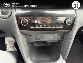 Photo 21 du bon plan TOYOTA Yaris Cross 116h Dynamic Business AWD-i + Programme Toyota Experience MY22 occasion à 22480 €