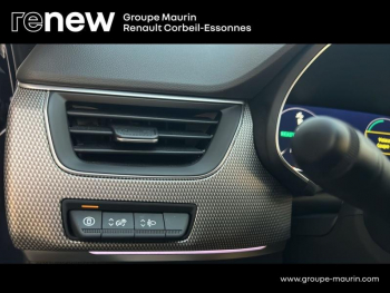 Photo 19 du bon plan RENAULT Arkana 1.6 E-Tech 145ch full hybrid Techno -25 occasion à 26489 €