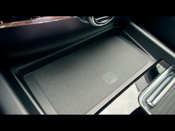 Photo 26 du bon plan VOLVO XC60 T6 Hybride Rechargeable 253 + 145ch Black Edition Geartronic 8 AWD occasion à 71890 €