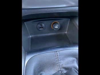 Photo 14 du bon plan CITROEN C4 BlueHDi 120ch Shine S&S occasion à 10290 €