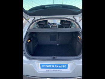 Photo 24 du bon plan CITROEN C4 BlueHDi 120ch Shine S&S occasion à 10290 €