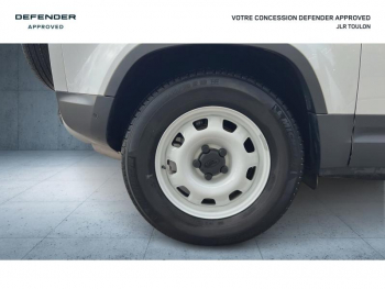 Photo 12 du bon plan LAND-ROVER Defender 90 3.0 D250 Hard Top S occasion à 69900 €