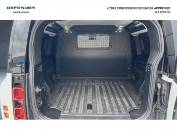 Photo 24 du bon plan LAND-ROVER Defender 90 3.0 D250 Hard Top S occasion à 69900 €