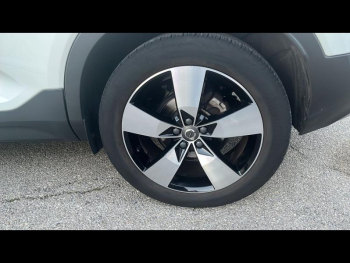 Photo 12 du bon plan VOLVO XC40 D3 AdBlue 150ch Business Geartronic 8 occasion à 24900 €
