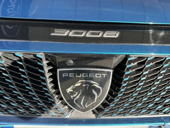 Photo 5 du bon plan PEUGEOT 3008 1.2 Hybrid 136ch GT e-DCS6 occasion à 31980 €