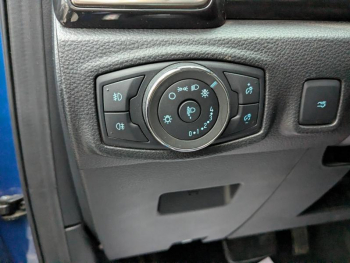 Photo 9 du bon plan FORD Ranger VUL 2.0 TDCi 213ch Double Cabine Stormtrak BVA10 4 PLACES NO TVS 37400?TTC occasion à 37400 €