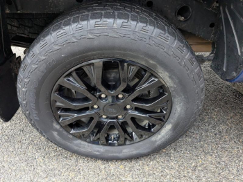 Photo 28 du bon plan FORD Ranger VUL 2.0 TDCi 213ch Double Cabine Stormtrak BVA10 4 PLACES NO TVS 37400?TTC occasion à 37400 €