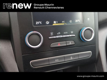 Photo 17 du bon plan RENAULT Megane 1.3 TCe 140ch energy Intens occasion à 14990 €