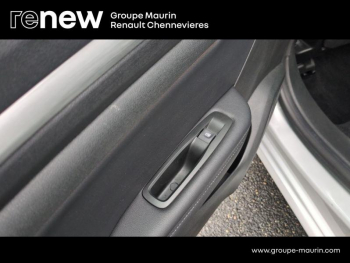 Photo 24 du bon plan RENAULT Megane 1.3 TCe 140ch energy Intens occasion à 14990 €