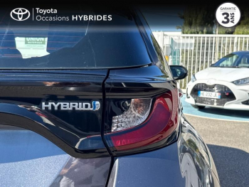 Photo 12 du bon plan TOYOTA Yaris 116h Dynamic Business 5p + Programme Beyond Zero Academy MY22 occasion à 19490 €