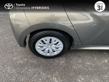 Photo 16 du bon plan TOYOTA Yaris 116h Dynamic 5p MY22 occasion à 17980 €