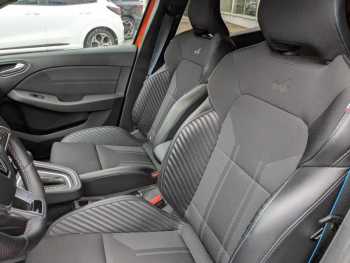 Photo 9 du bon plan RENAULT Clio 1.6 E-Tech 145ch full hybrid esprit Alpine - 24 occasion à 19900 €