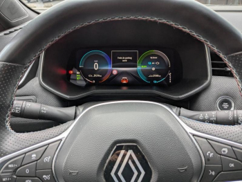 Photo 13 du bon plan RENAULT Clio 1.6 E-Tech 145ch full hybrid esprit Alpine - 24 occasion à 19900 €