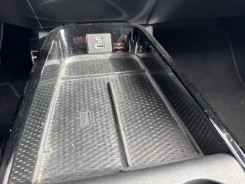 Photo 23 du bon plan FORD Mustang Mach-E 351ch Extended Range 99kWh AWD 9cv occasion à 28990 €