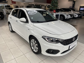 Photo 4 du bon plan FIAT Tipo 1.4 95ch Pop 5p occasion à 9490 €