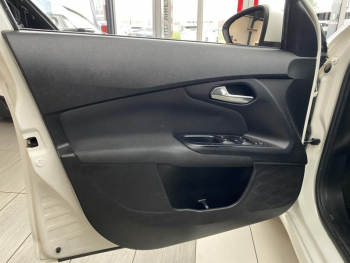 Photo 11 du bon plan FIAT Tipo 1.4 95ch Pop 5p occasion à 9490 €